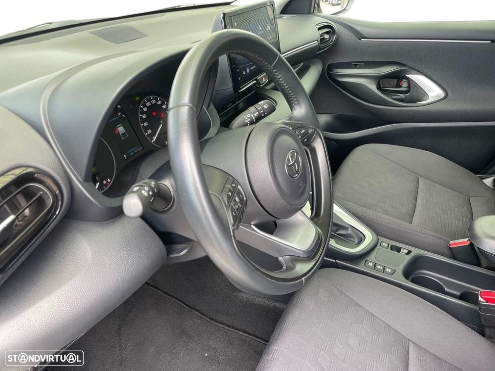 Toyota Yaris - 13
