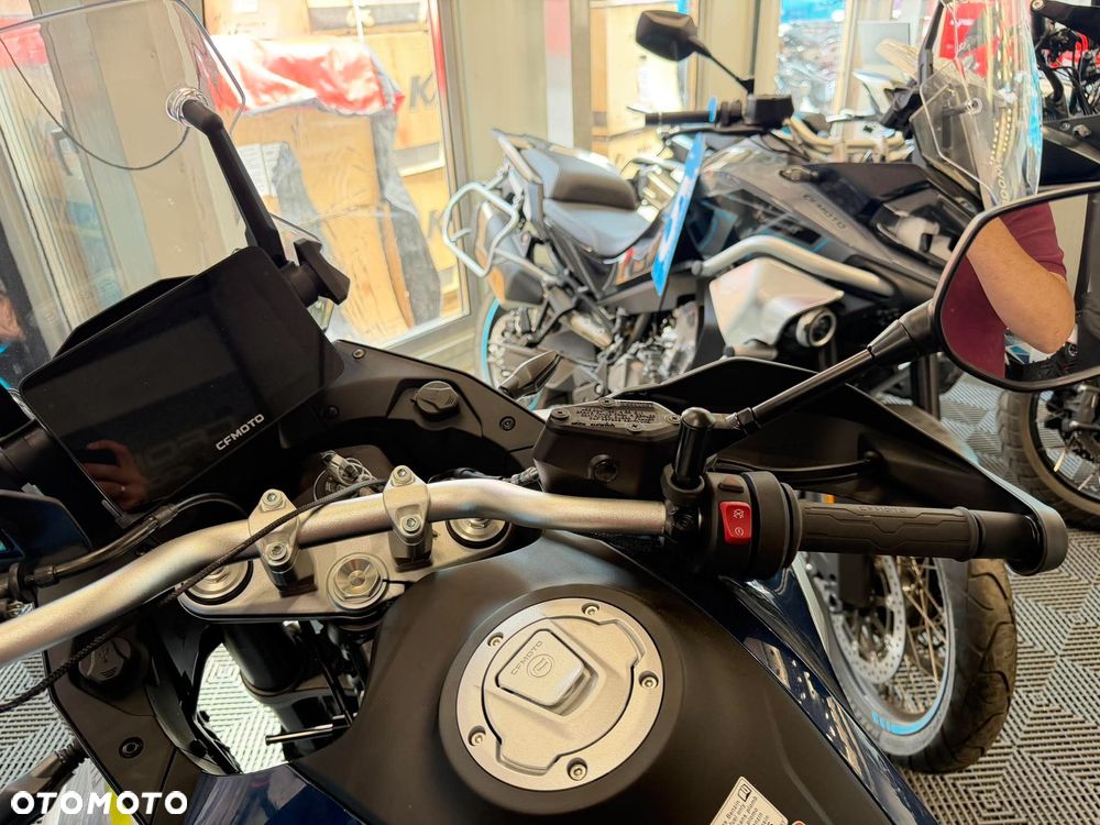 CFMoto 800MT Touring - 6
