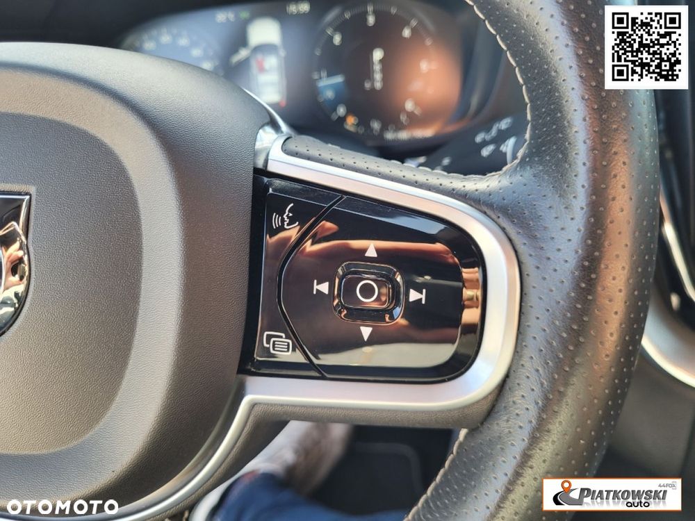 Volvo XC 60 D4 AWD R-Design - 31