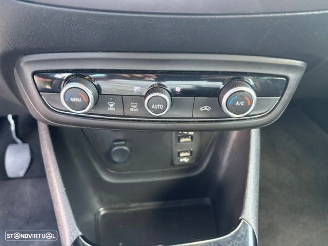 Opel Crossland X 1.2 T Edition J17 - 8