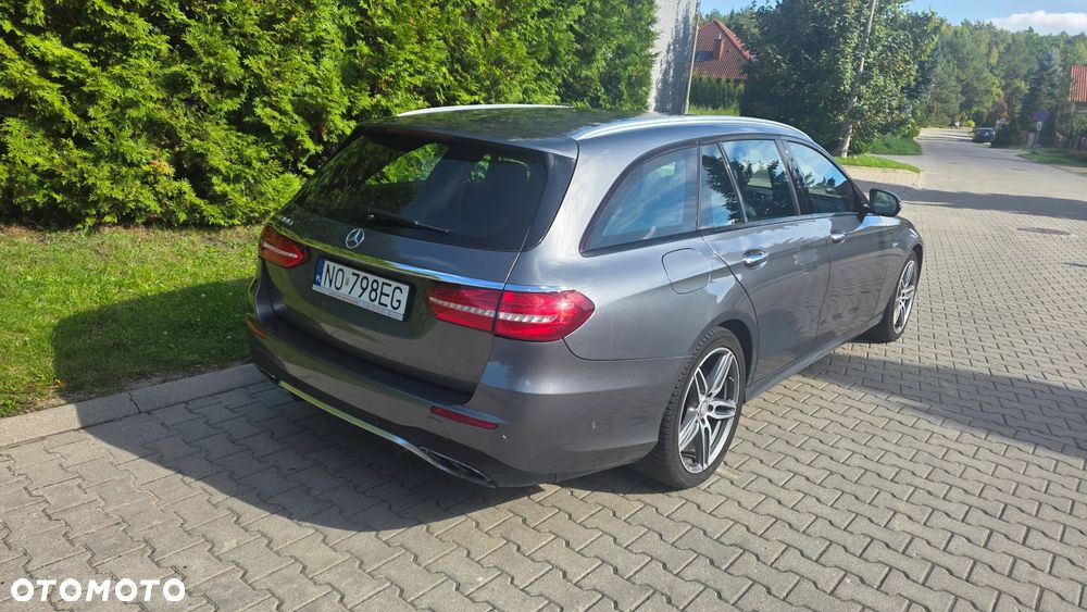 Mercedes-Benz E-Class 2018 photo 4