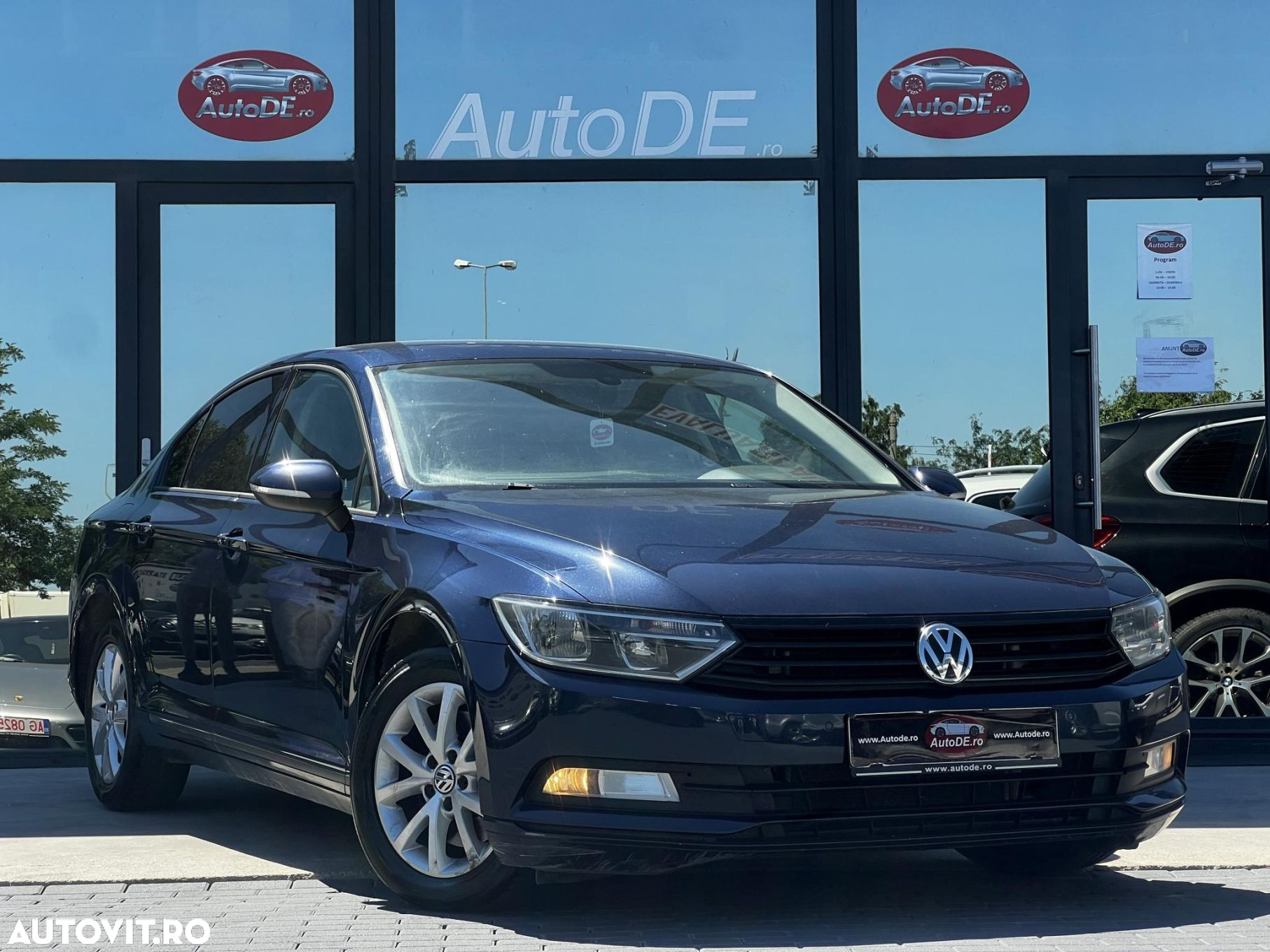 Volkswagen Passat - 2