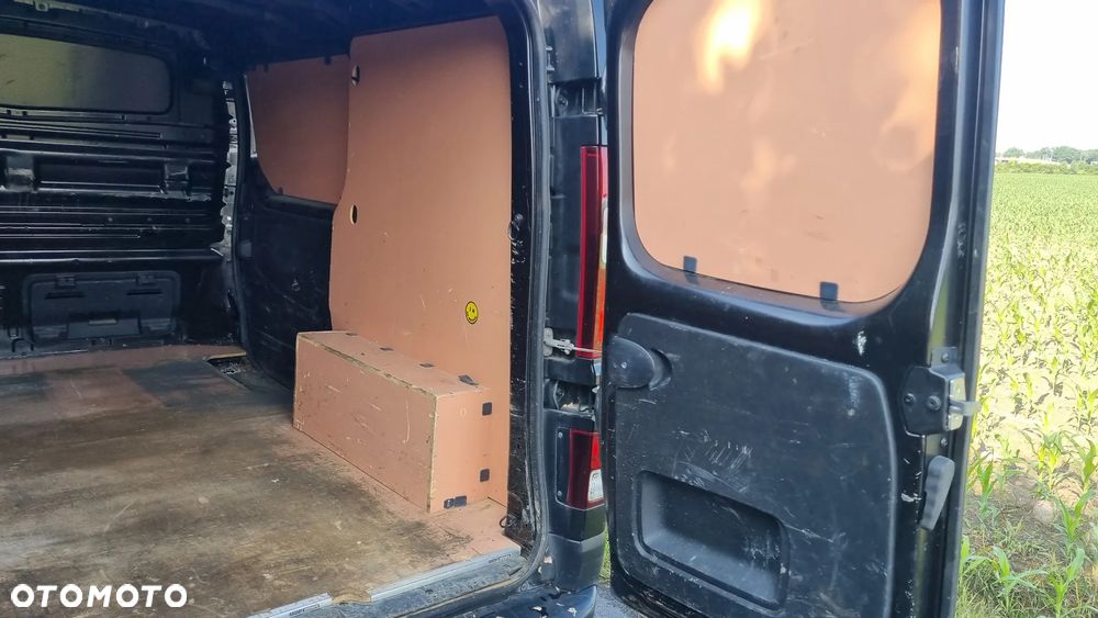 Renault Trafic - 26