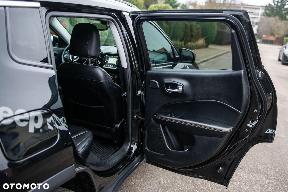 Jeep Compass 1.4 TMair Limited 4WD S&S - 24