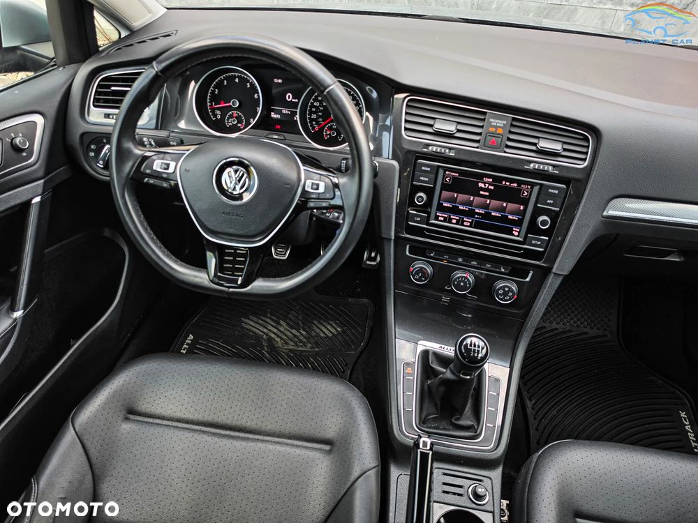 Volkswagen Golf Alltrack - 21