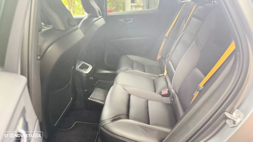 Volvo XC 60 2.0 T8 PHEV Polestar Engineered AWD - 11