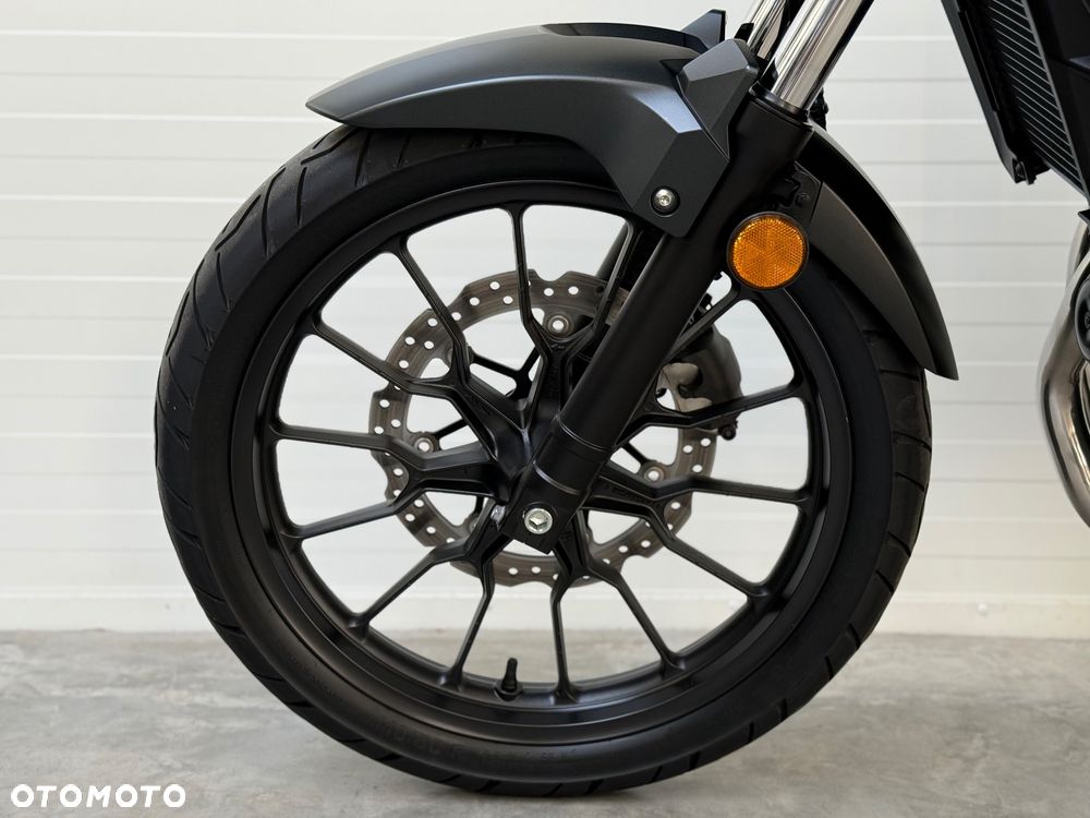 Honda CB - 24
