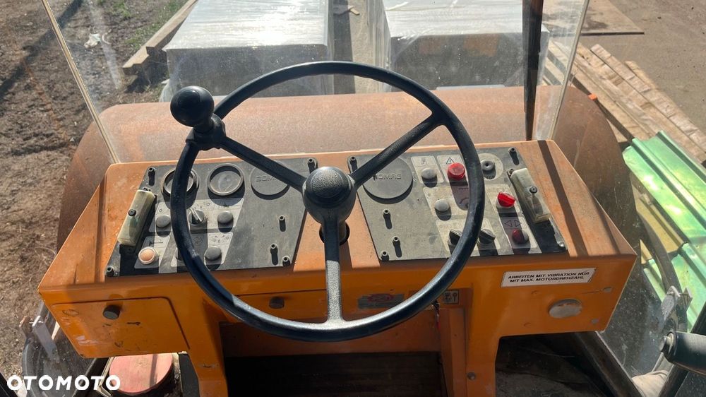 Bomag Bw 213 D-2 - 17