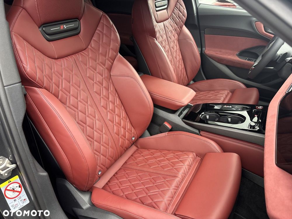 Audi S5 Avant - 34