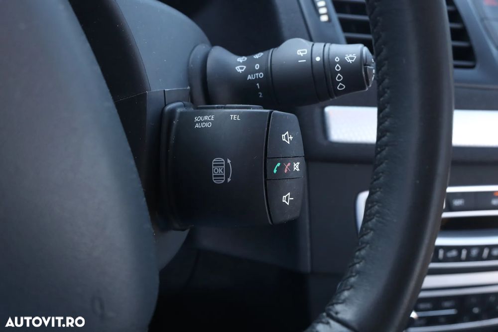 Renault Megane dCi 110 FAP Paris Business - 18