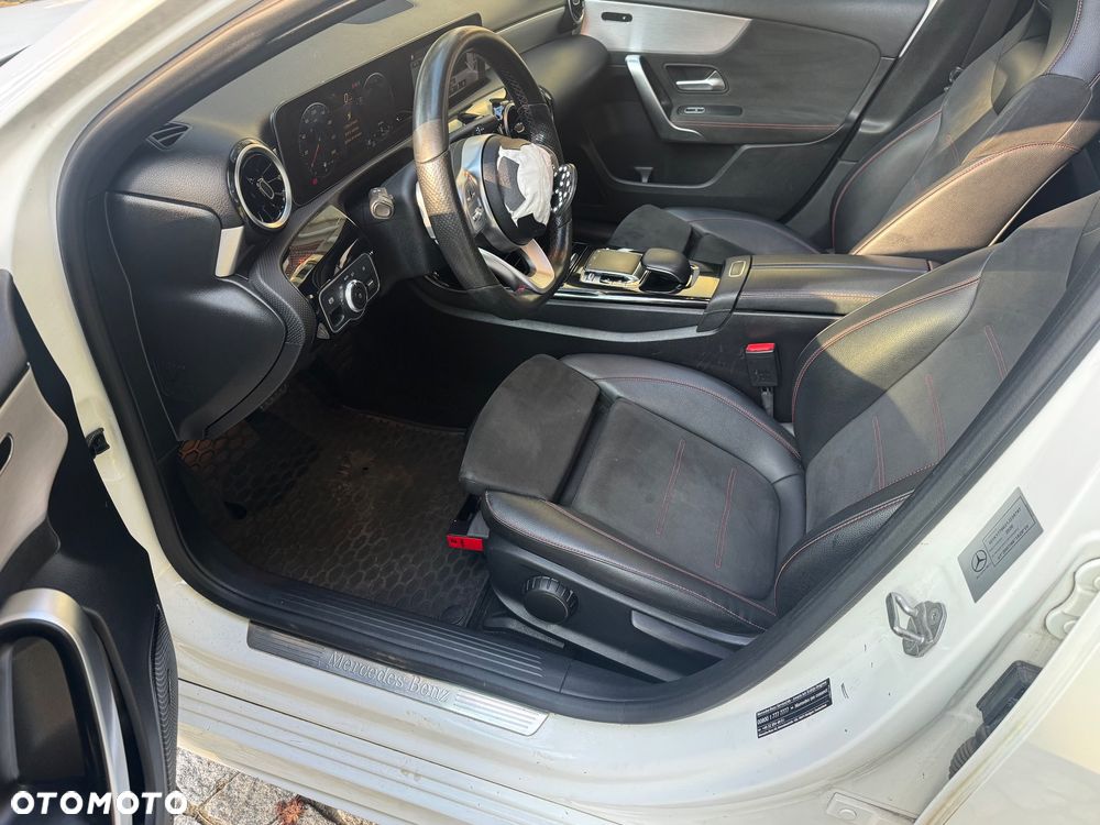 Mercedes-Benz Klasa A 180 d AMG Line 7G-DCT - 15