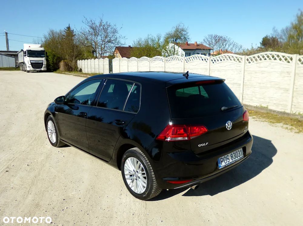 Volkswagen Golf 1.2 TSI BlueMotion Technology Cup - 4