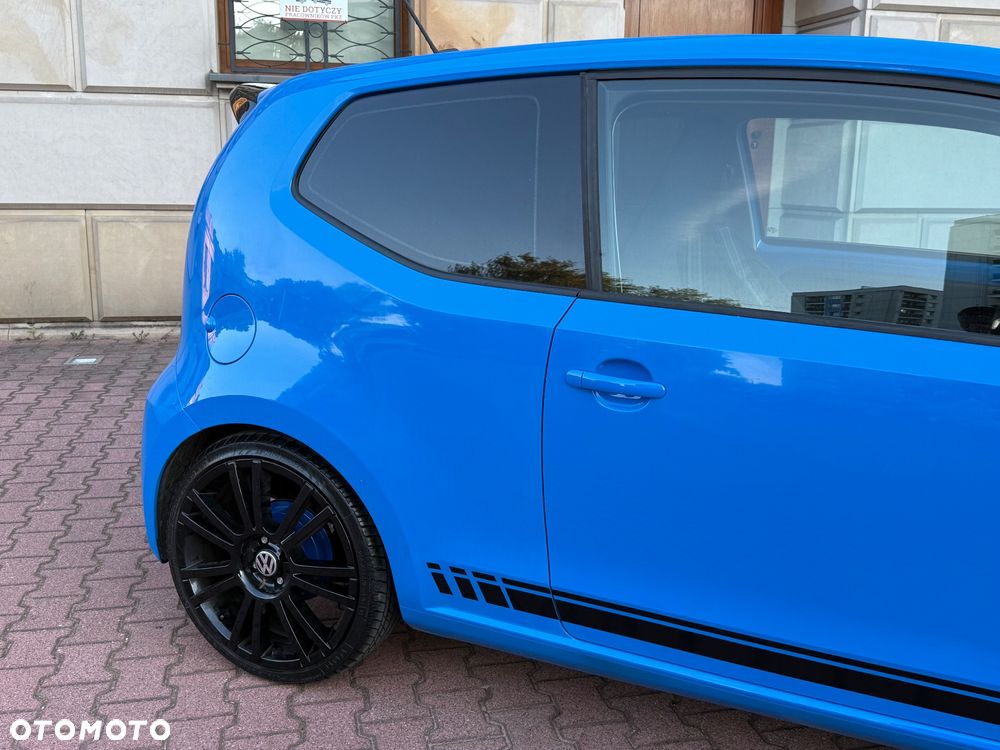 Volkswagen up! - 6