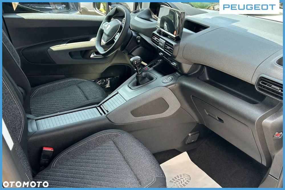 Peugeot Rifter - 8