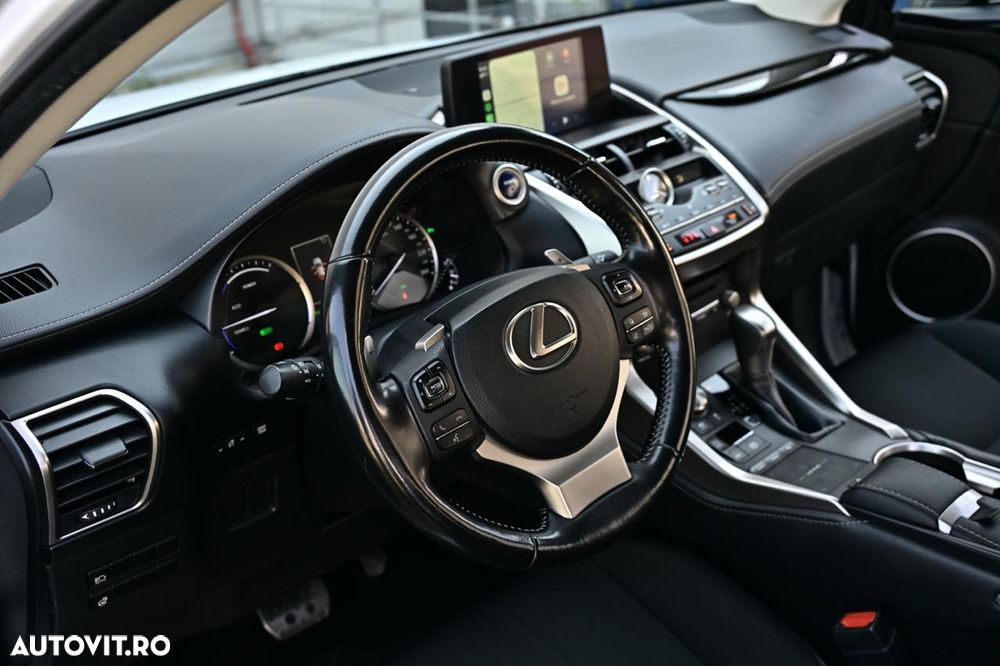 Lexus Seria NX 300h FWD Business - 35