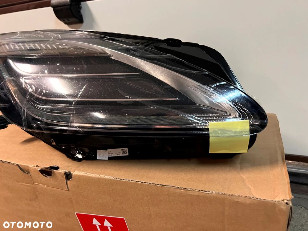 JAGUAR E-PACE X540 LAMPA PRAWY PRZÓD PRAWA PRZEDNIA WERSJA HIGH FULL LED MATRIX EUROPA J9C3-13W029-HD J9C5835 - 5