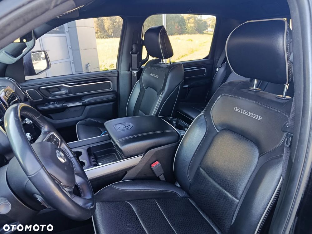 Dodge RAM 5.7 4x4 - 21