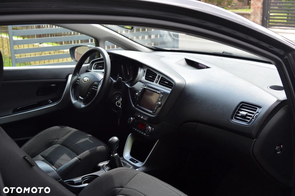 Kia ProCeed 1.4 XL - 9