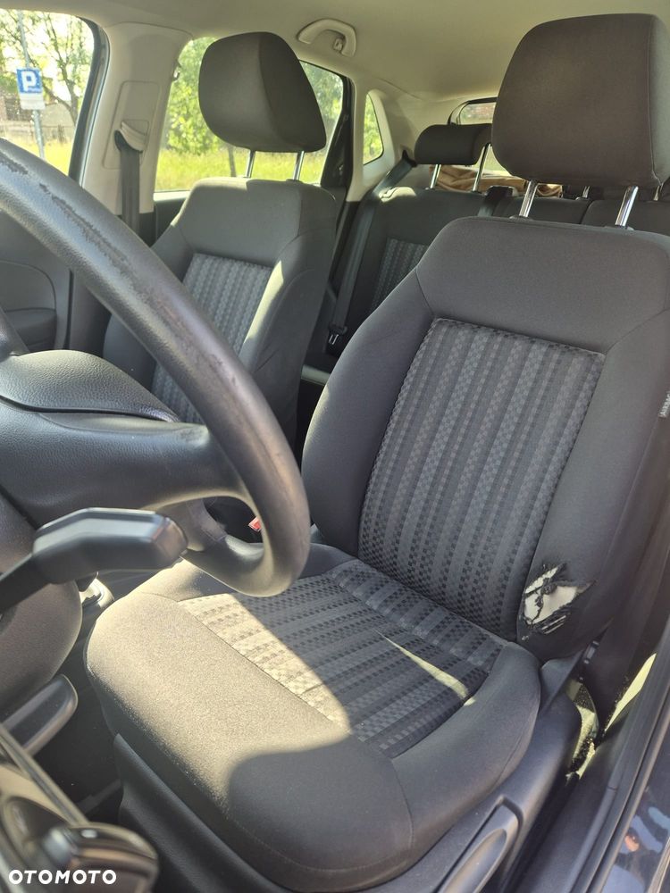 Volkswagen Polo - 8