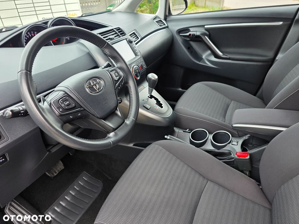 Toyota Verso 1.8 Sol plus EU5 MS - 16