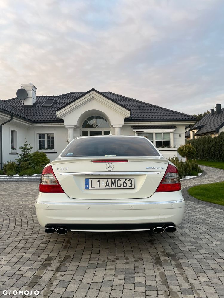 Mercedes-Benz Klasa E 63 AMG - 7