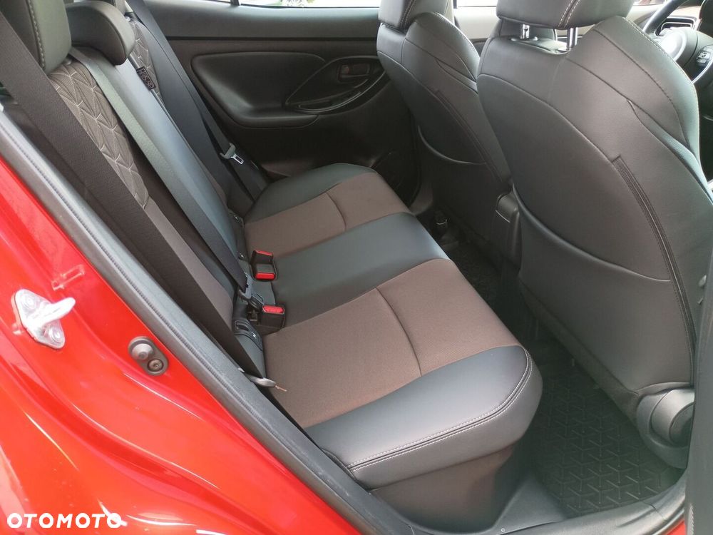 Toyota Yaris Cross Hybrid 1.5 Executive - 10