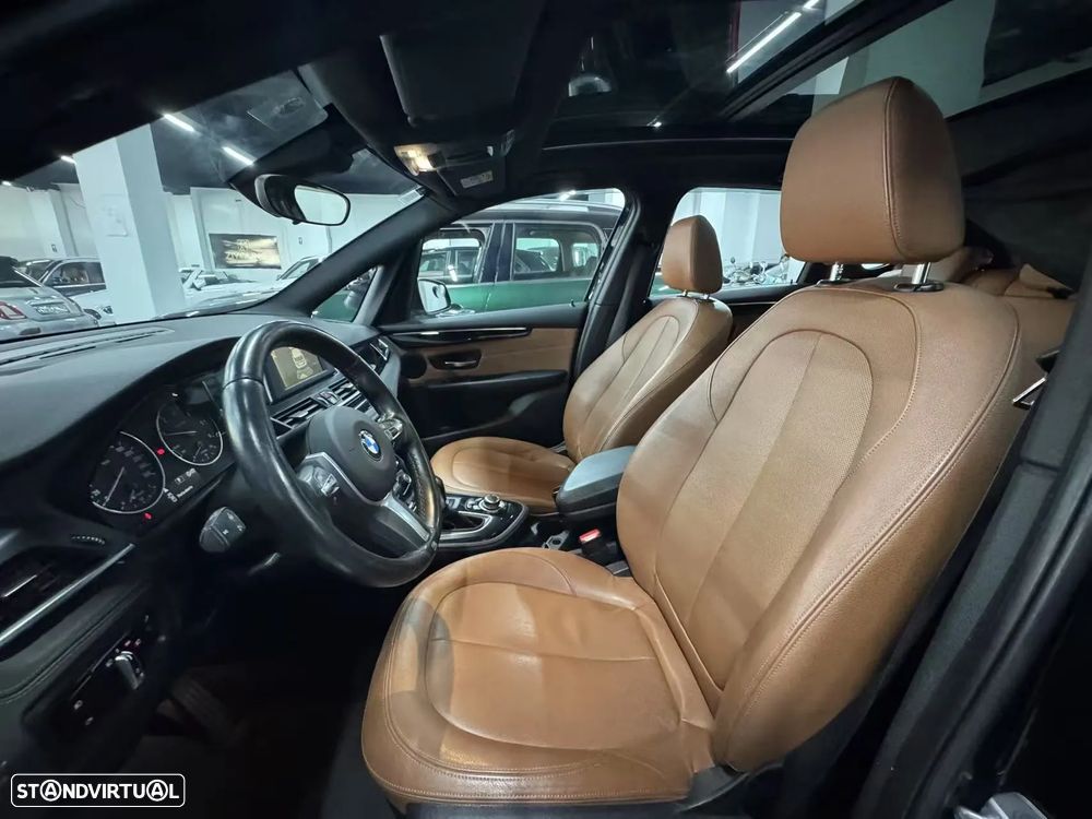 BMW 218 Active Tourer d Line Luxury Auto - 11