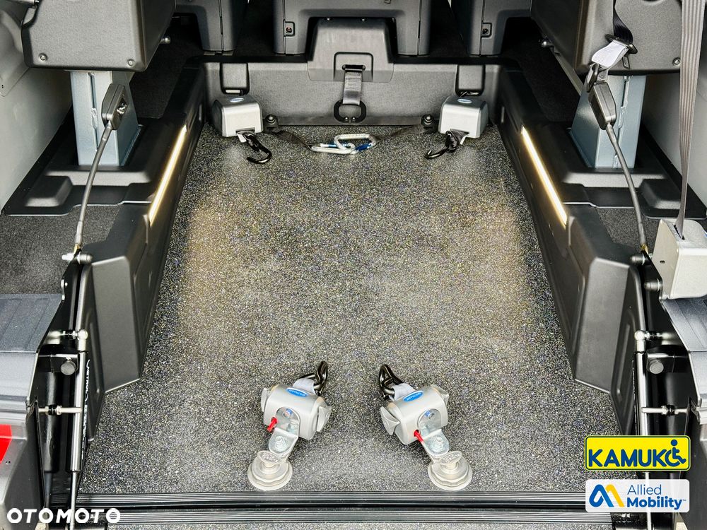 Ford Tourneo Custom 2.0 EcoBlue 320 L1 Titanium - 19