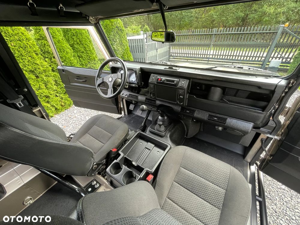 Land Rover Defender 90 2.5 TD5 - 16