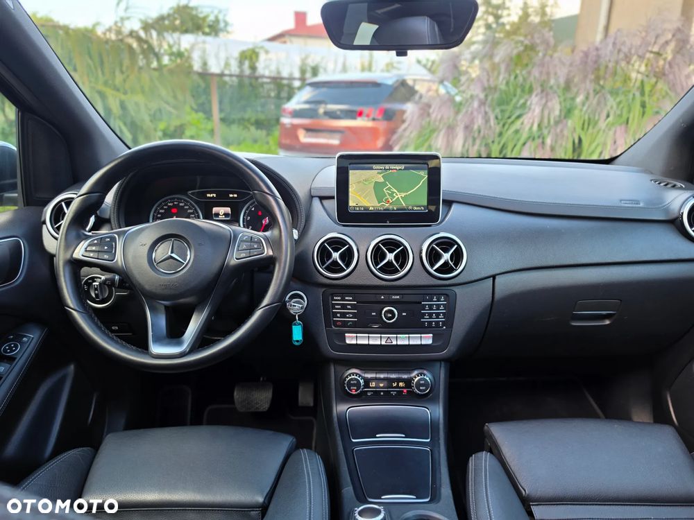 Mercedes-Benz Klasa B - 33