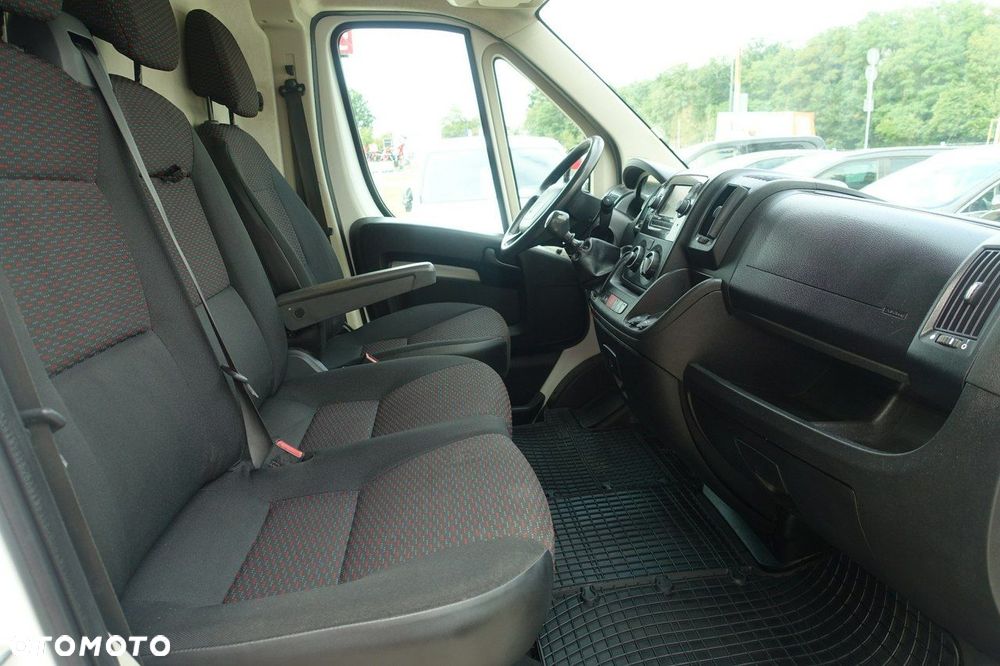 Peugeot Boxer - 12