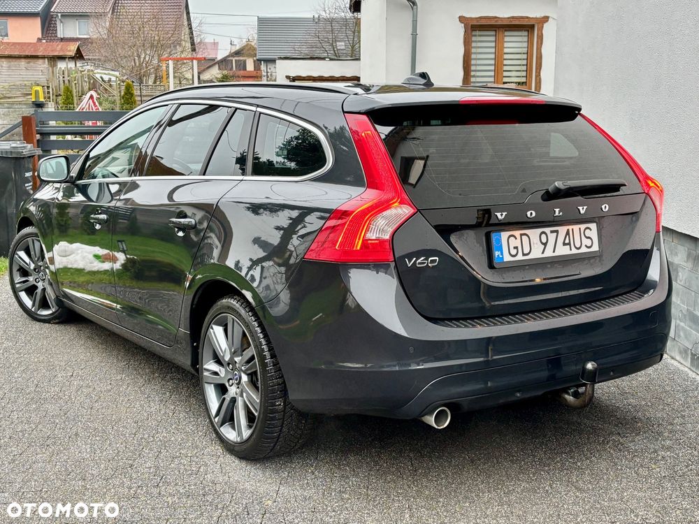 Volvo V60 D3 Summum - 22