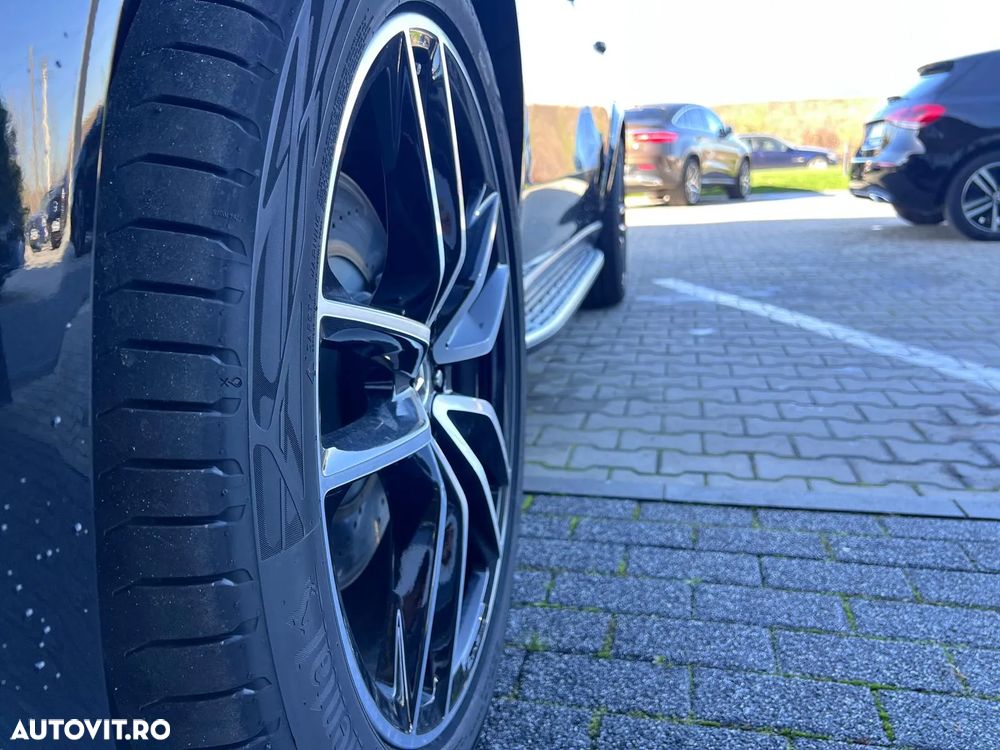 Mercedes-Benz GLS - 19