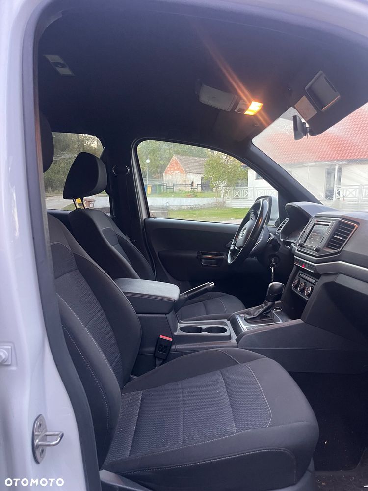 Volkswagen Amarok - 10