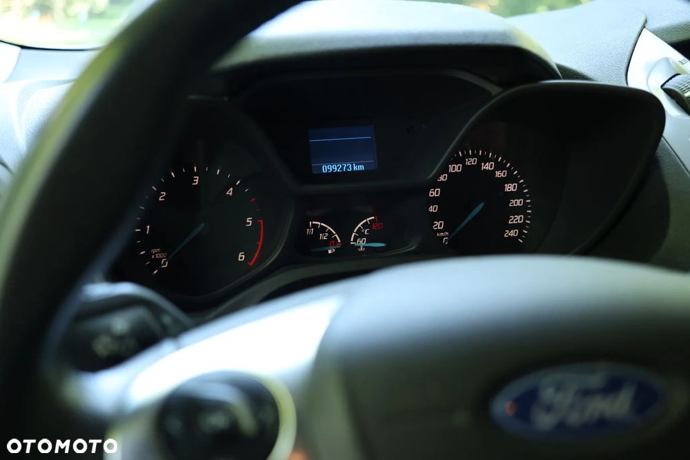 Ford Transit Connect - 8