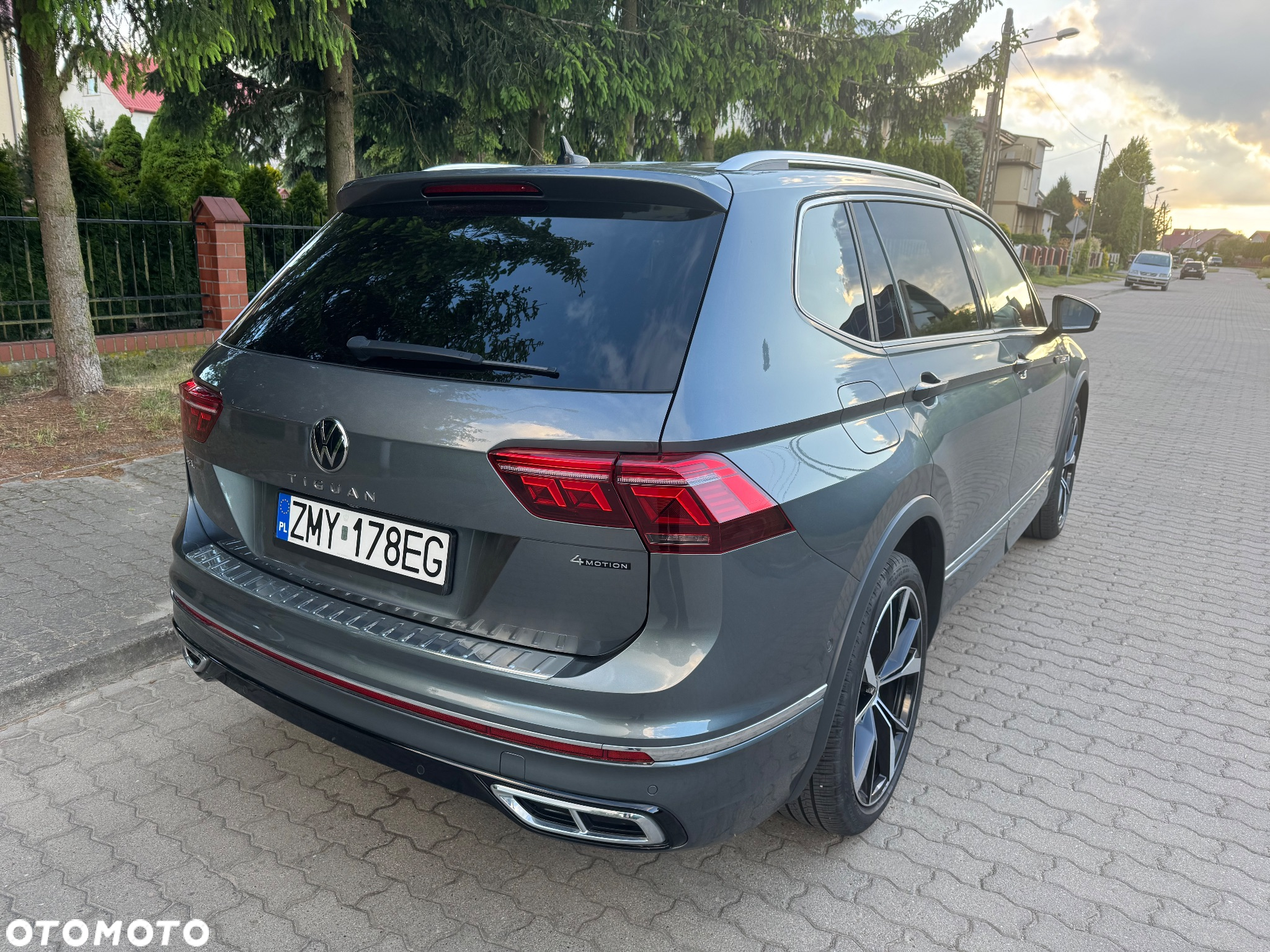 Volkswagen Tiguan 2.0 TSI 4Mot R-Line DSG - 7
