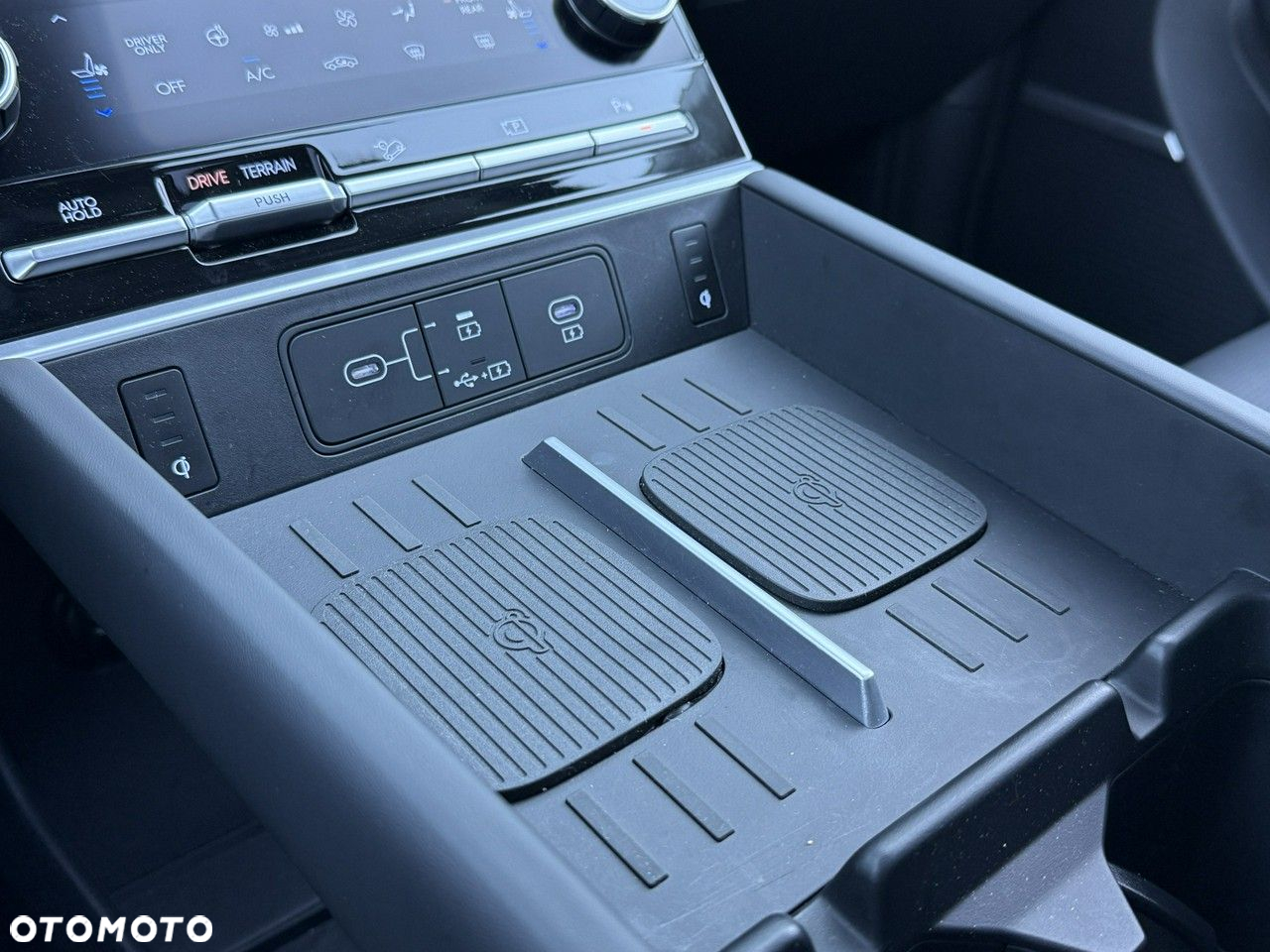 Hyundai Santa Fe - 32
