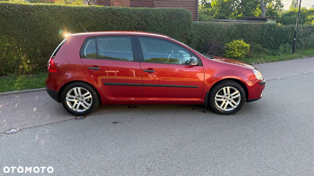 Volkswagen Golf 1.9 TDI Trendline - 4