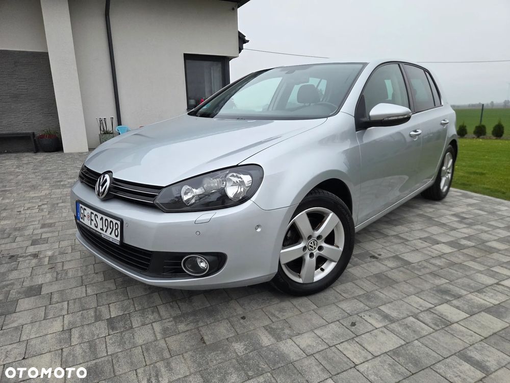Volkswagen Golf 2010 photo 2