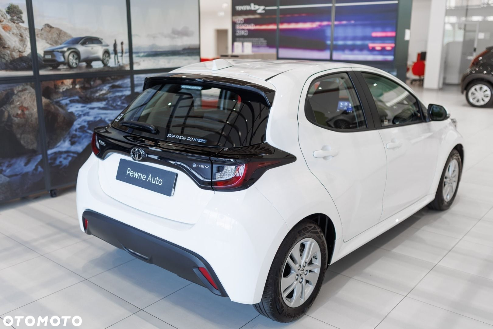 Toyota Yaris - 16