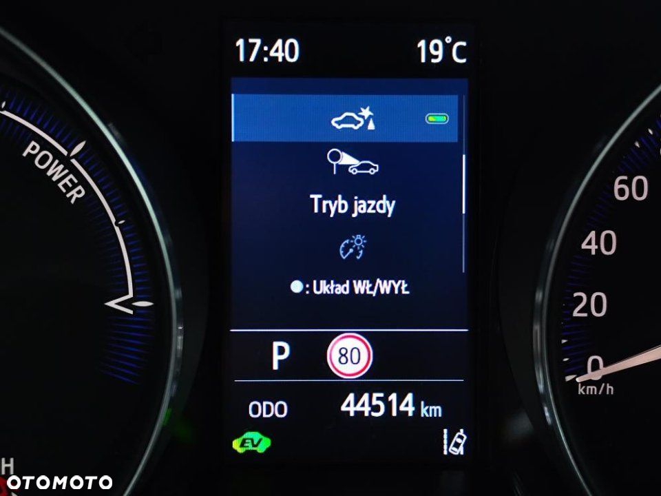 Toyota C-HR - 32