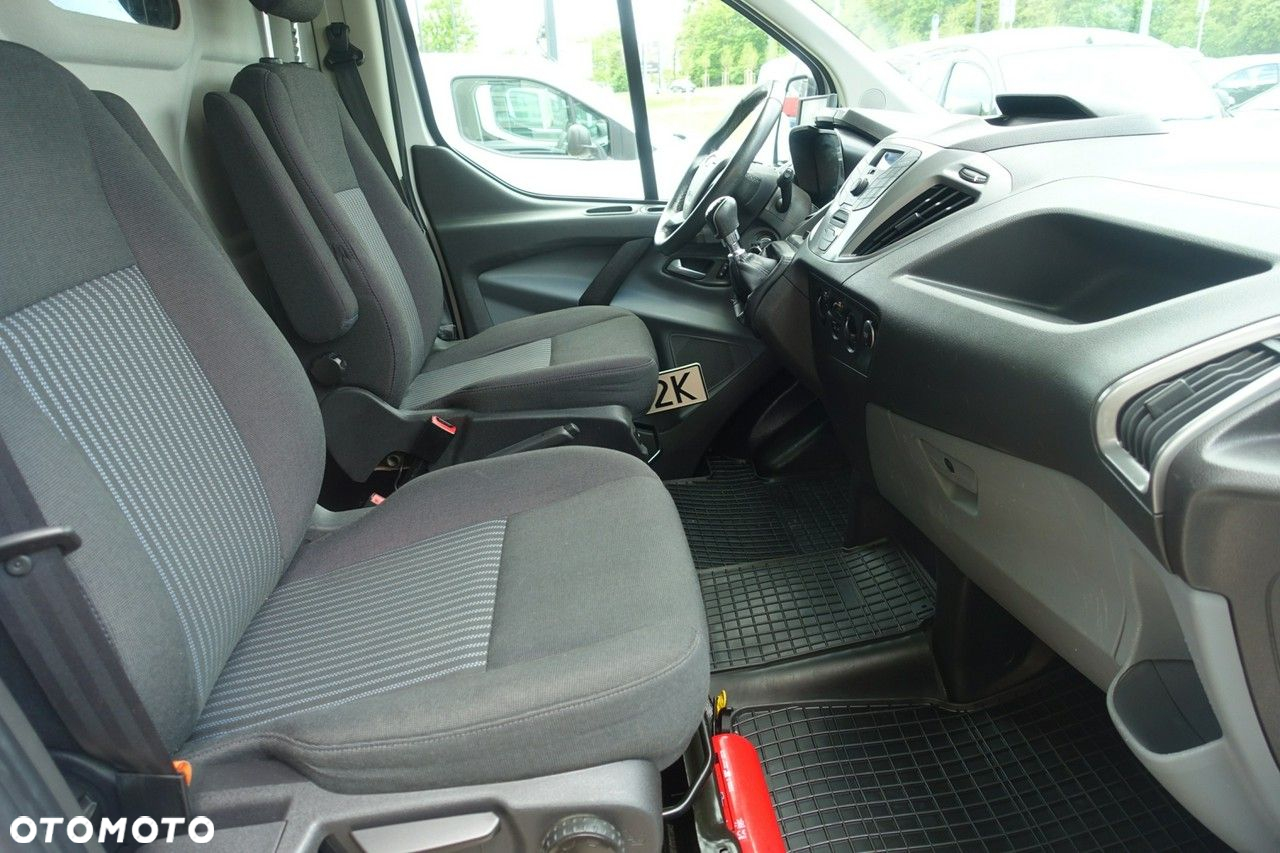 Ford Transit Custom - 21