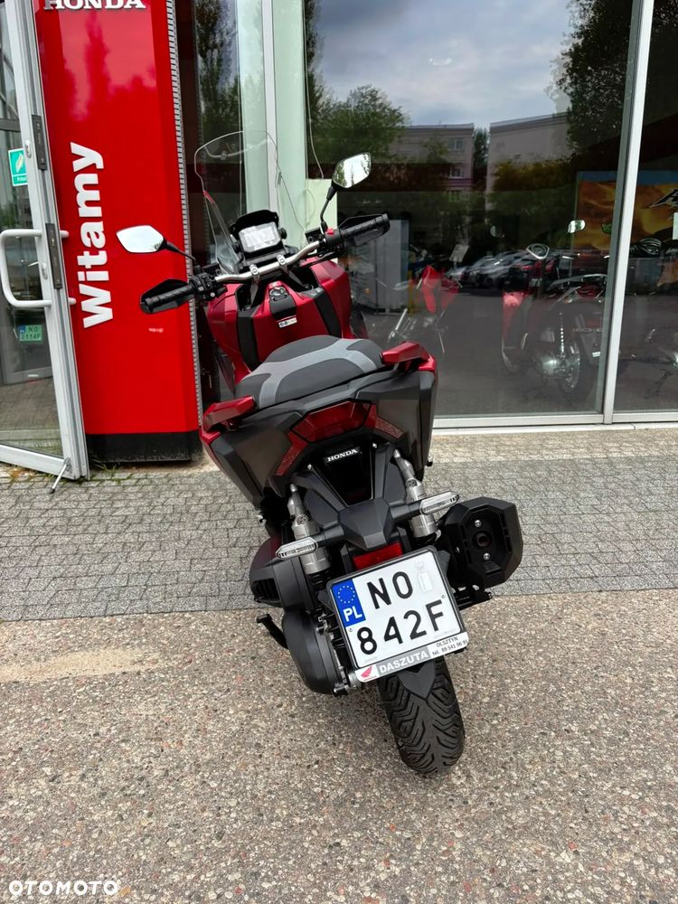 Honda ADV350 - 7