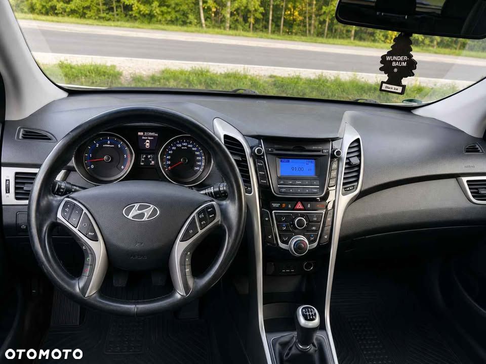 Hyundai i30 1.4 CRDi Comfort - 3
