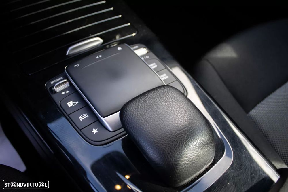 Mercedes-Benz CLA 180 d 8G-DCT Edition Progressive Line — fotografia 42