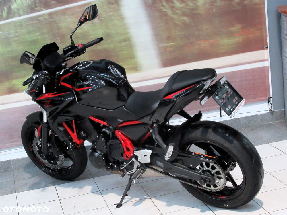 Kawasaki Z 650 - 7