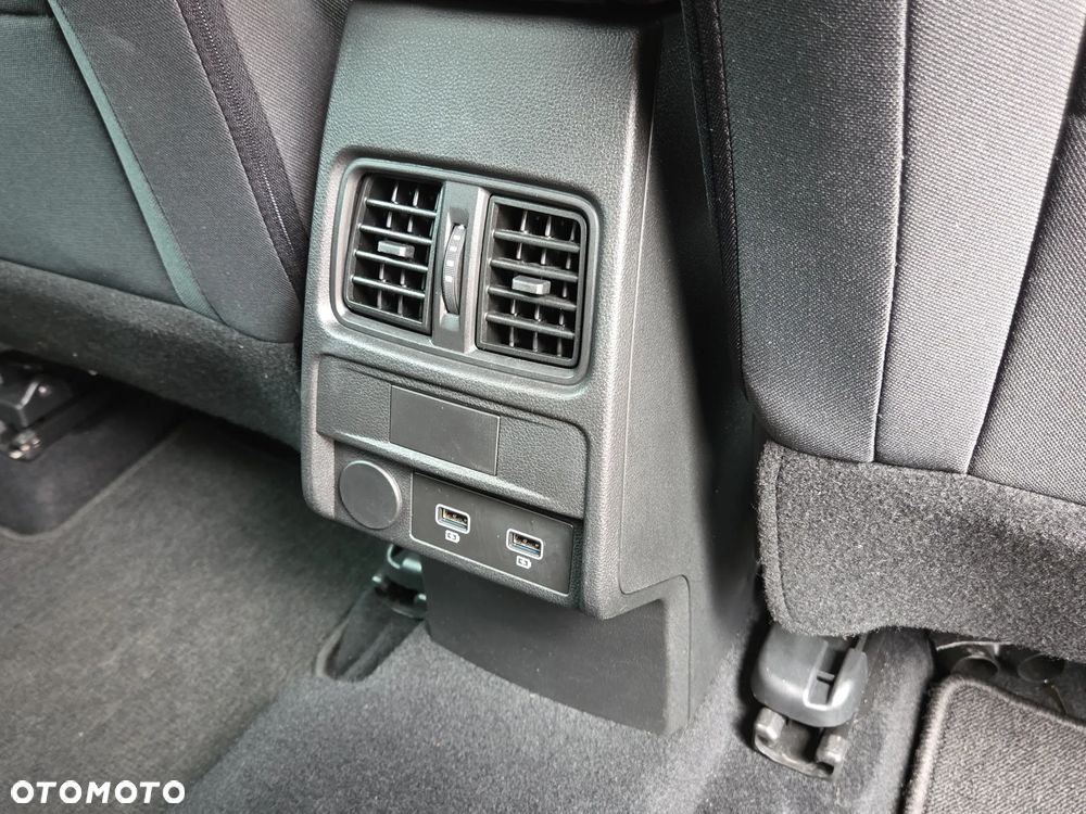 Renault Arkana 1.6 E-TECH Zen MMT - 39