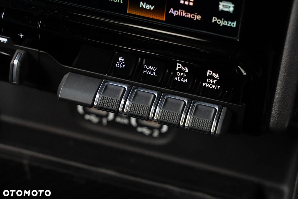 RAM 1500 Crew Cab Sport - 31