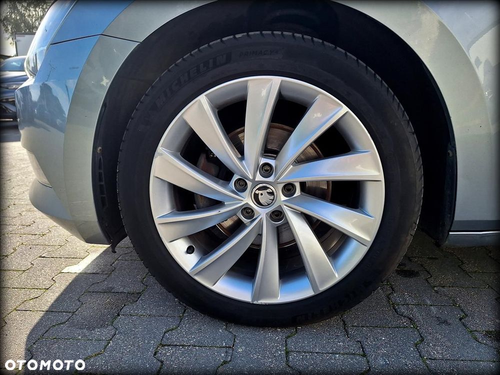 Skoda Superb 1.8 TSI Ambition DSG - 36