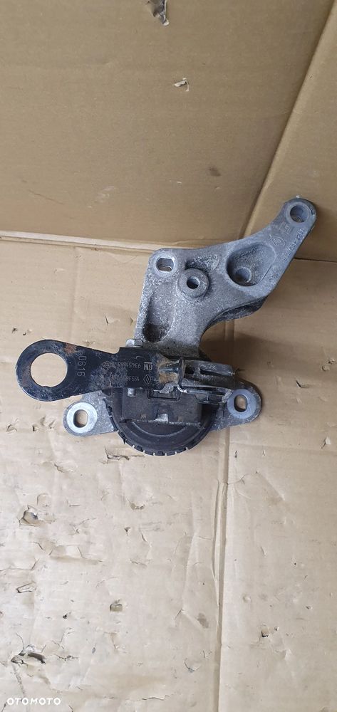 Łapa silnika poduszka Opel Vivaro B Trafic III 1.6 DCI 112101360R - 2
